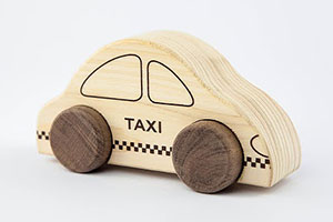 タクシー　木のおもちゃ